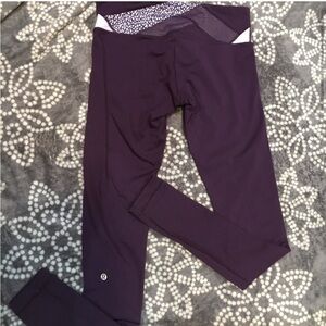 LULULEMON LEGGINGS SIZE 8